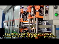 Gebruikte automatische vacuümvormmachine met drie stations voor huisdierenvoeding Gebruikte voedselcontainers