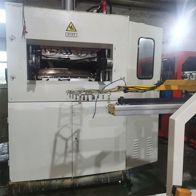 Gebruikte PLC-besturingsmachine voor het thermovormen van plastic voor PE-PET-PVC-materiaal