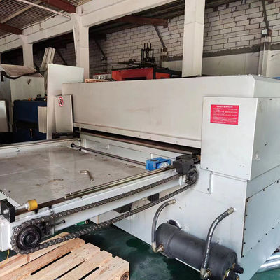 High Speed Hydraulic Plastic Sheet Cutting Machine met een hoge snijkracht