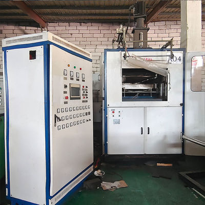 380V Plastic Thermoforming Machine Waterkoeling Plastic Cup Thermoforming Machine