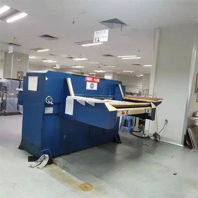 Precisie hydraulische snijmachine met hoge snijdruk en snijlengte 1250 mm