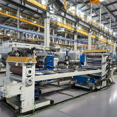 High-Performance Plastic Extrusion Machine 33 1 Schroeflengte en 380V stroomtoevoer