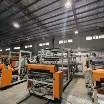Plastic Extrusion Machine met 380V stroomvoorziening Tweedehands hoge output en efficiëntie