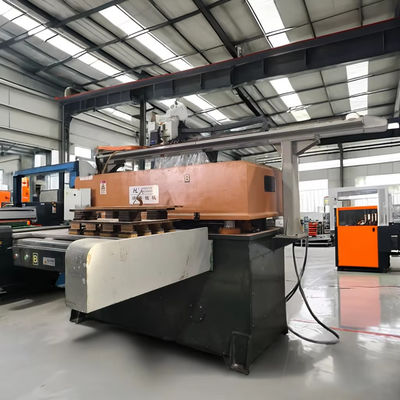Computersnijmachine voor kunststofproducten
