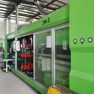 Gebruikte automatische dozen/platen/containers Plastic eierenbak maken machine Drie stations Plastic Thermoforming machine