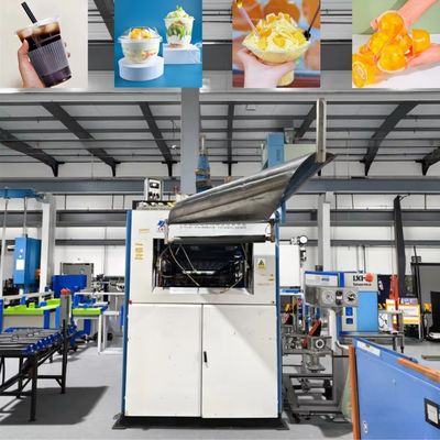 Volledig automatische machine voor het maken van eenmalige borden en bekers